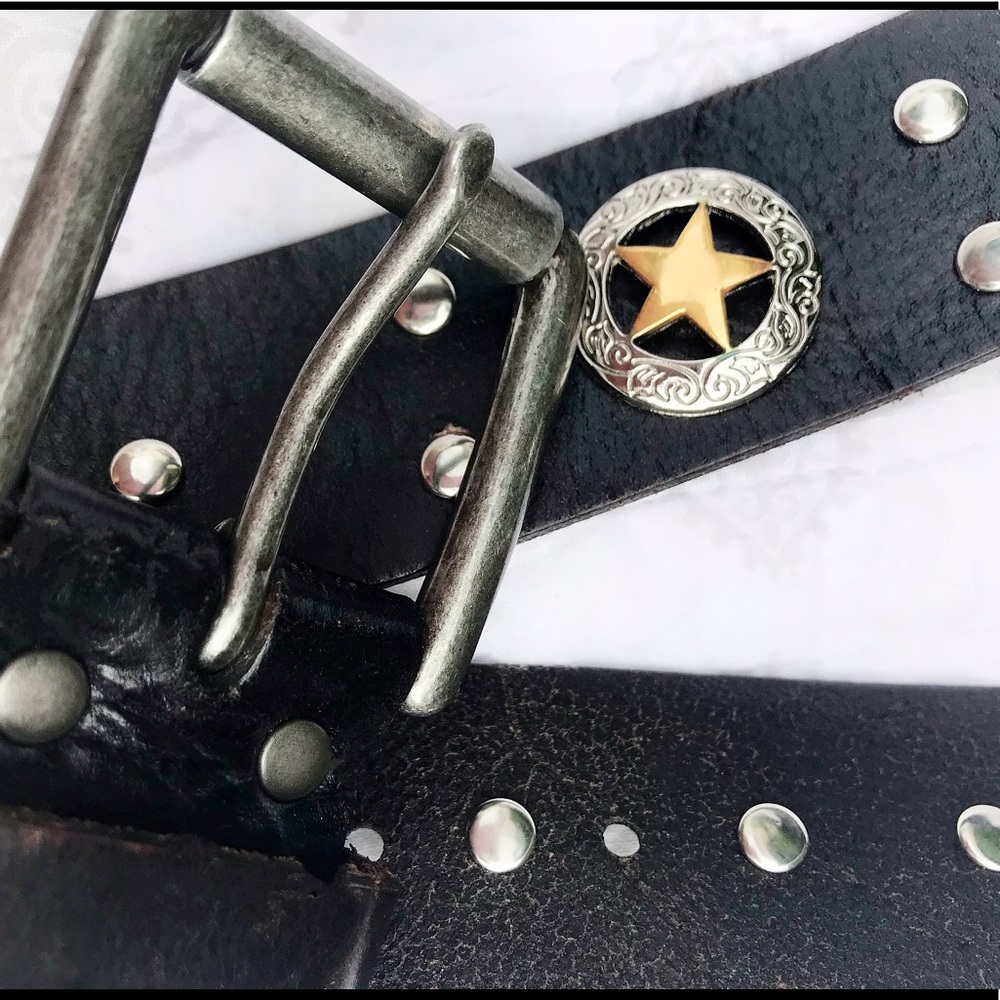 Black leather hand studded belt, Texas star, boho - Picture 5 of 7